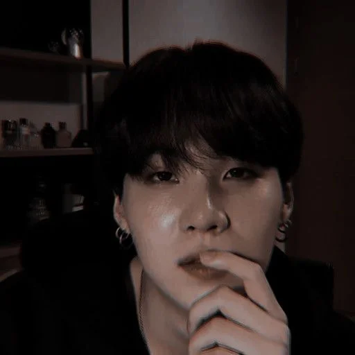 🐵 Стикер «Suga» для Telegram