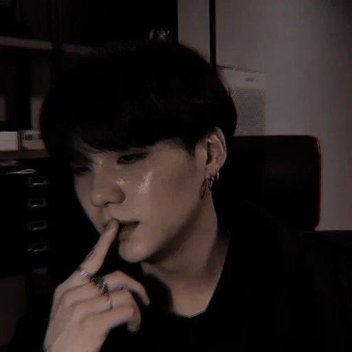 🐵 Стикер «Suga» для Telegram