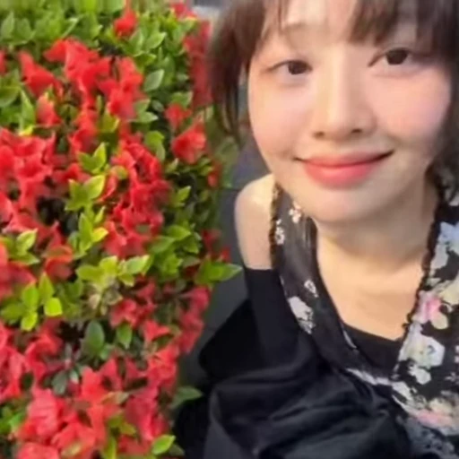 🏳‍🌈 Стикер «loona» для Telegram