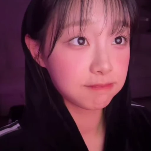 🏳‍🌈 Стикер «loona» для Telegram