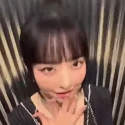 🏳‍🌈 Стикер «loona» для Telegram