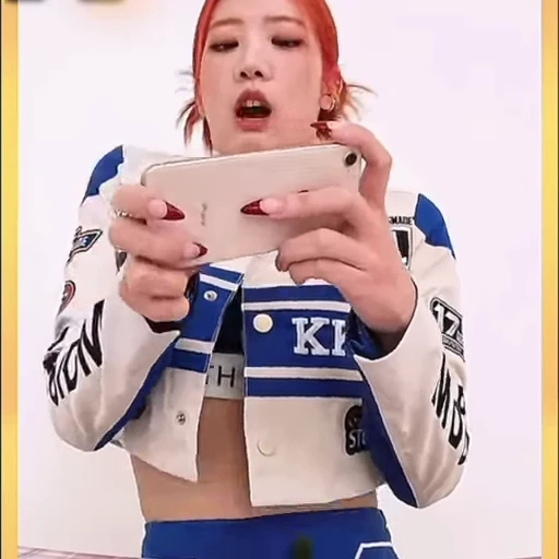 🏳‍🌈 Стикер «loona» для Telegram
