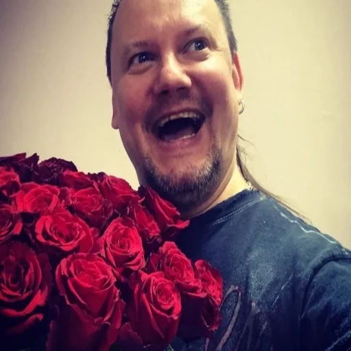 💐 Стикер «Постироничный КиШ» для Telegram