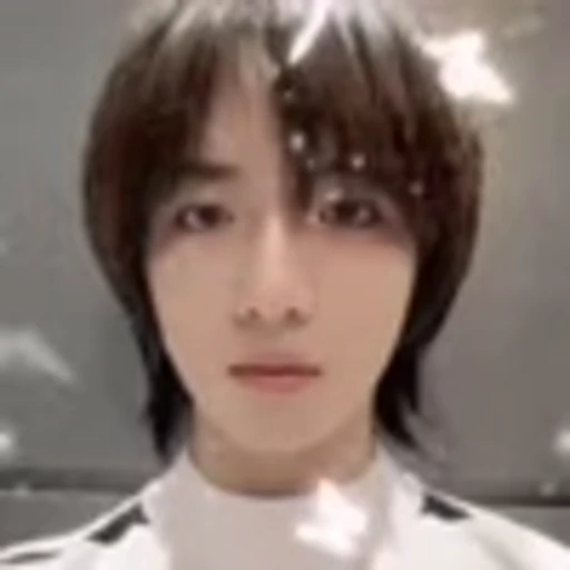 😈 Эмодзи «RANDOM K-POP» для Telegram