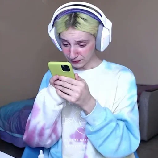 🙁 Стикер «kareyka» для Telegram