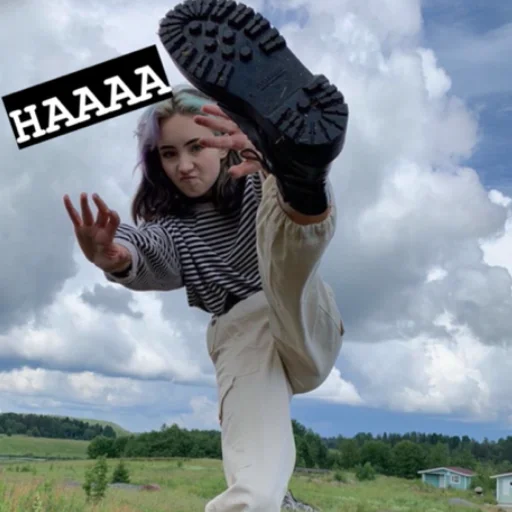👹 Стикер «~КаРаМбЕйБи~» для Telegram