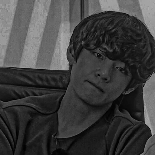 🦇 Стикер «TAEHYUNG DARK» для Telegram