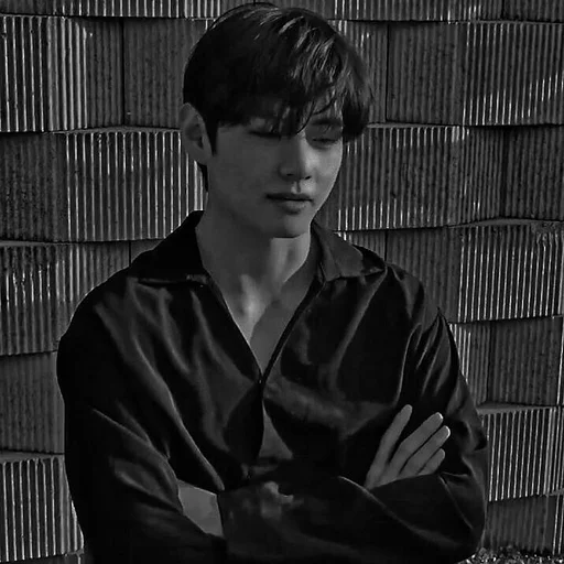 🦇 Стикер «TAEHYUNG DARK» для Telegram
