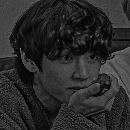 🦇 Стикер «TAEHYUNG DARK» для Telegram
