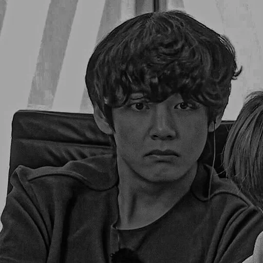 🦇 Стикер «TAEHYUNG DARK» для Telegram