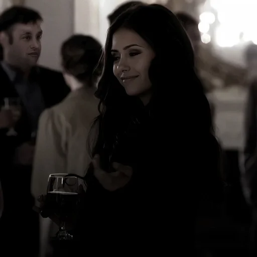 🍷 Стикер «Katherine Pierce Mikaelson» для Telegram
