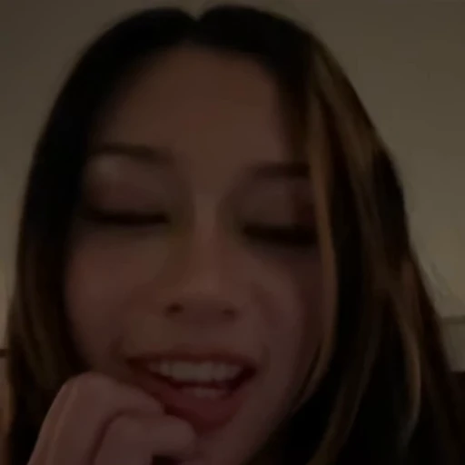 🤍 Стикер «Megan Skiendiel» для Telegram