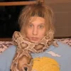 Стикер 59 хазяева