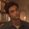 Стикер 2 😁 Набор эмоджи по сериалу «You Ты»
