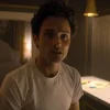 Стикер 14 😁 Набор эмоджи по сериалу «You Ты»