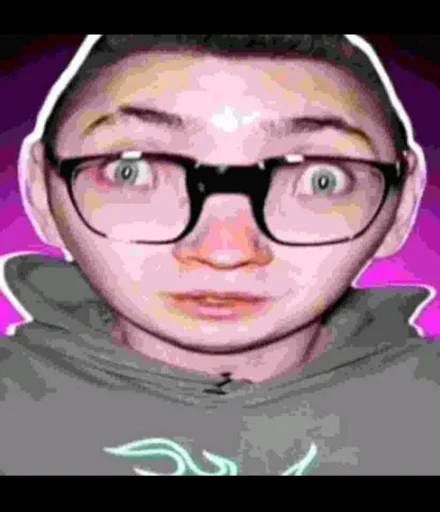 🤩 Стикер «Хуйню смарозил» для Telegram