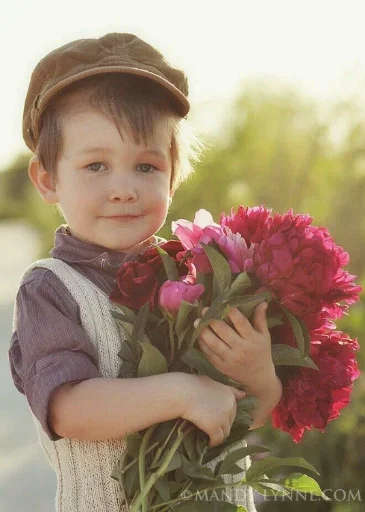 🤔 Стикер «Kids» для Telegram