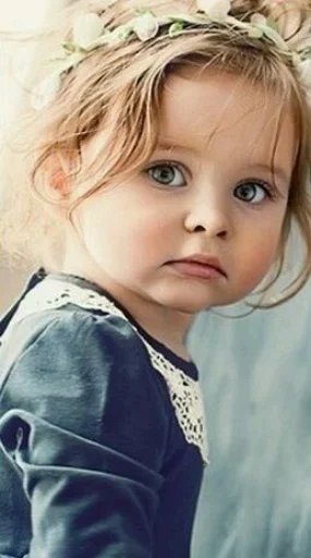 😢 Стикер «Kids» для Telegram
