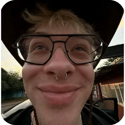 👍 Стикер «killside пак 2.0? автор» для Telegram