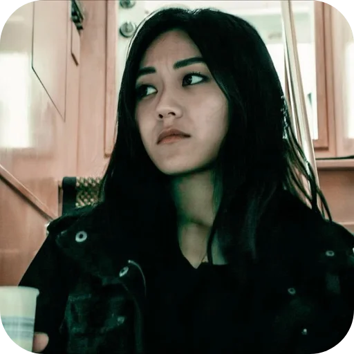 🤨 Стикер «Kimiko» для Telegram
