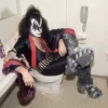 Стикер 38 Kiss Emoji