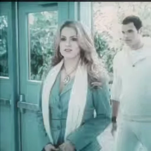 Стикерпак Rosalie Hale для Telegram