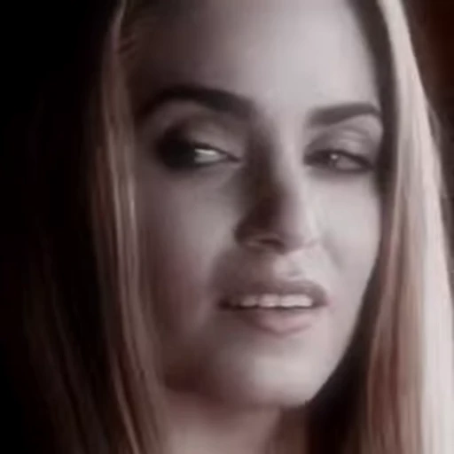 🌟 Стикер «Rosalie Hale» для Telegram