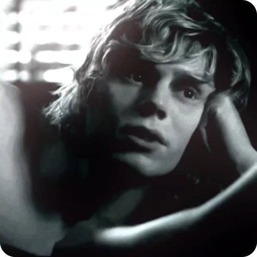 🌟 Стикер «tate and violet» для Telegram