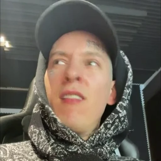 🤪 Стикер «kizaru emotions» для Telegram