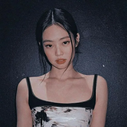 🥢 Стикер «kim jennie dark» для Telegram
