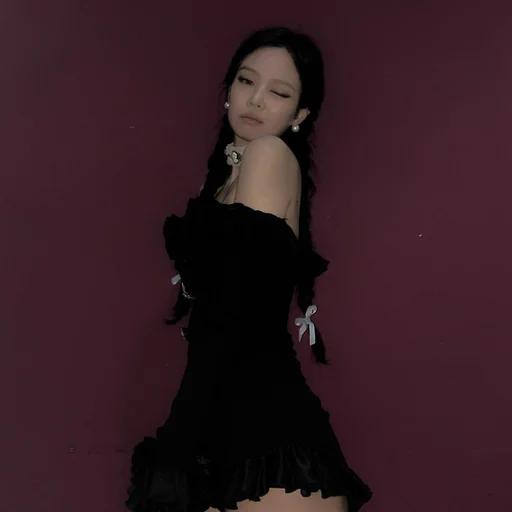 🥢 Стикер «kim jennie dark» для Telegram
