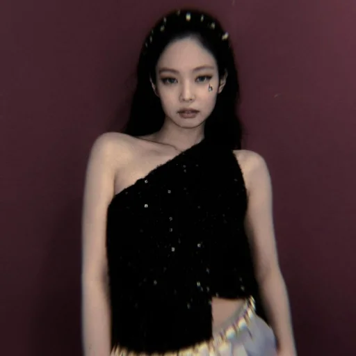 🥢 Стикер «kim jennie dark» для Telegram