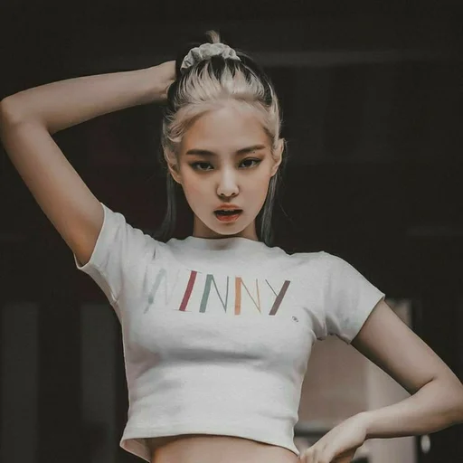 🥢 Стикер «kim jennie dark» для Telegram