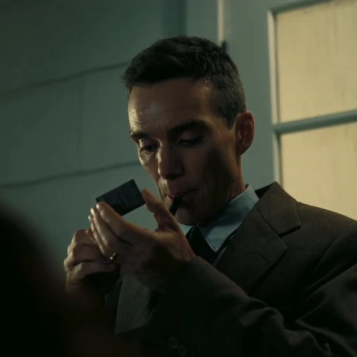 🚬 Стикер «Oppenheimer» для Telegram