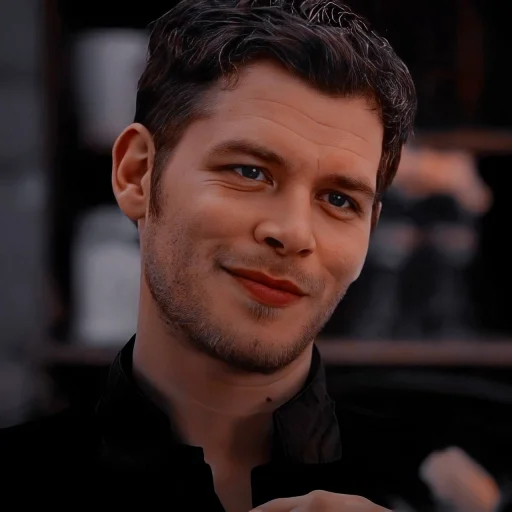 😌 Стикер «Klaus Mikaelson» для Telegram