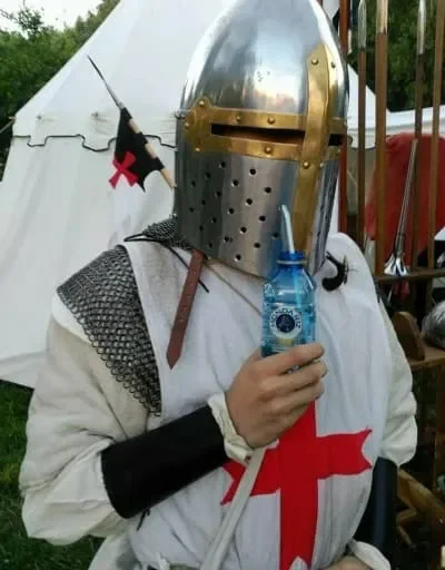 🚰 Стикер «Chivalry Chuckles» для Telegram