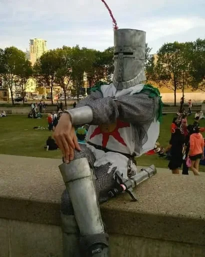 😏 Стикер «Chivalry Chuckles» для Telegram