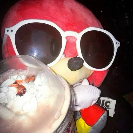 🤩 Стикер «KNUCKLES THE ECHIDNA» для Telegram