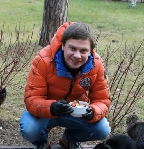 🌟 Стикер «дмитрий комаров» для Telegram
