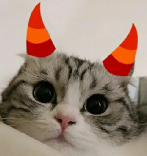 😈 Стикер «Komaru» для Telegram