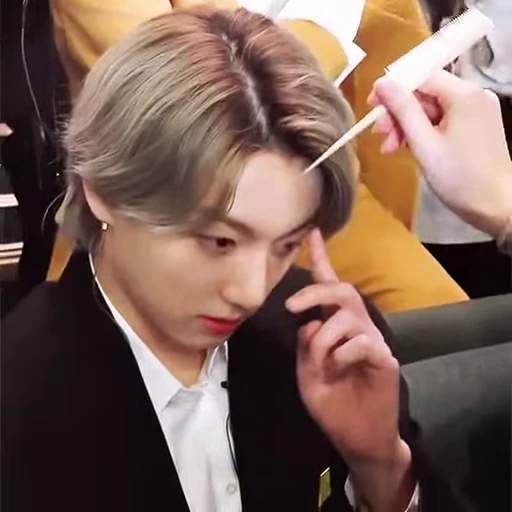 🎳 Стикер «𝖩𝗄 ›» для Telegram