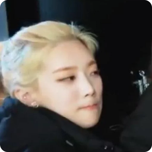 😒 Стикер «Quality LOOΠΔ Stickers» для Telegram