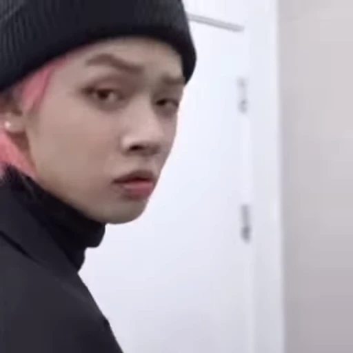 😒 Стикер «KPOP MEME» для Telegram