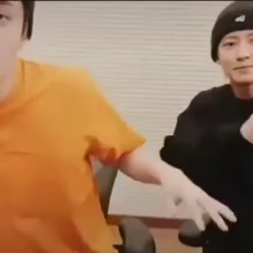 💃 Стикер «KPOP MEME» для Telegram