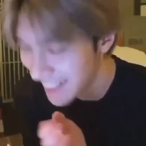 😂 Стикер «KPOP MEME» для Telegram