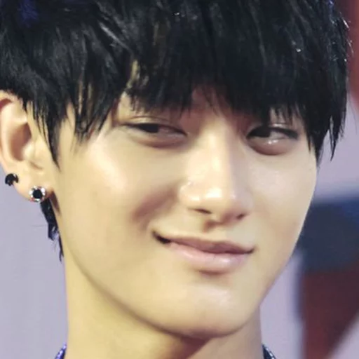 😏 Стикер «K-pop Moments» для Telegram