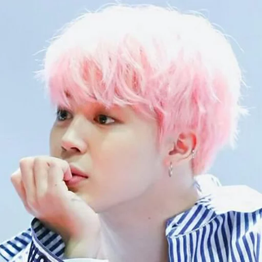 🤔 Стикер «K-pop Moments» для Telegram