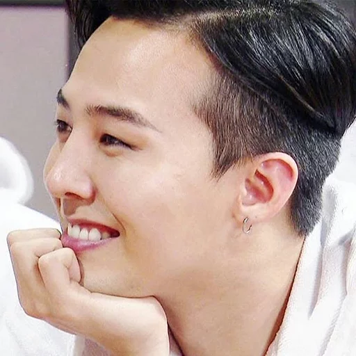 ☺️ Стикер «K-pop Moments» для Telegram