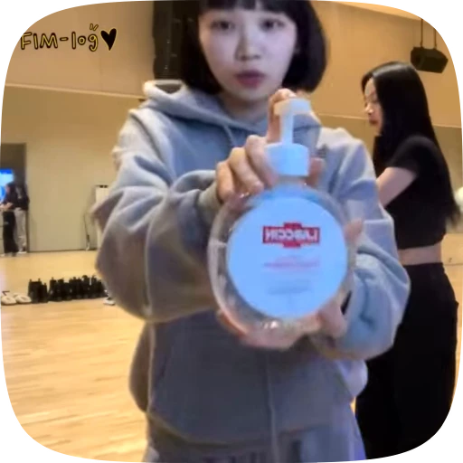 🧸 Стикер «chaewon» для Telegram