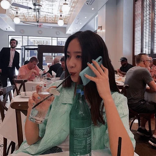 💎 Стикер «Кристал Чон» для Telegram